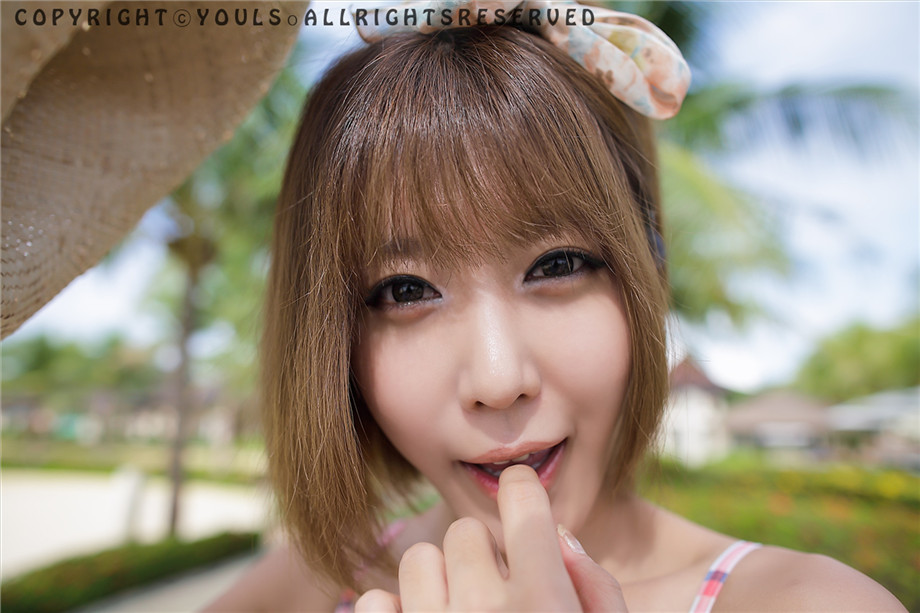 韩国气质短发美女许允美比基尼写真图片第84张