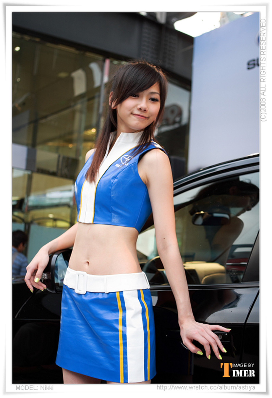 清纯台湾美女nikki性感车展外拍写真图片第7张