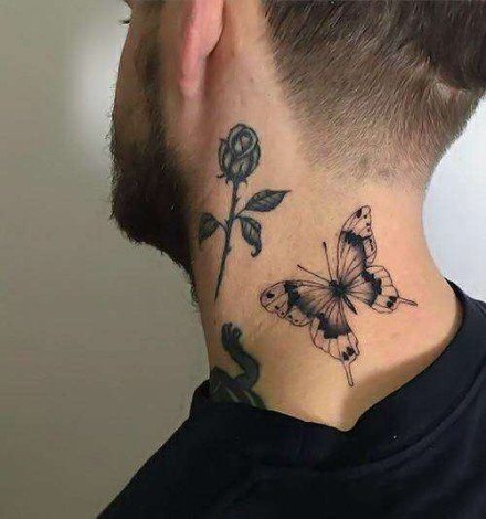 有个性的欧美男士蝴蝶纹身图片第1张