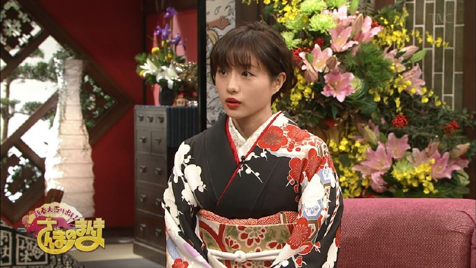 日本美女明星石原里美穿和服综艺照片第1张