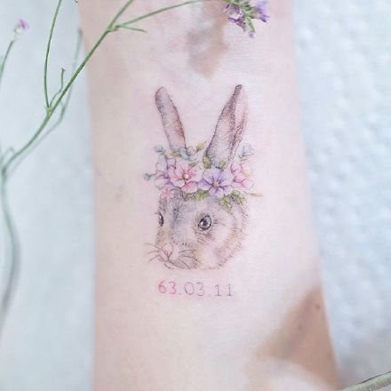 小清新美女手臂兔子纹身图案第1张