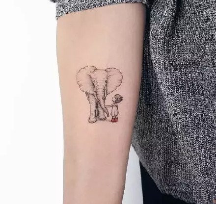 男生大象纹身图片手臂第1张