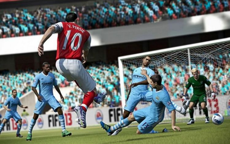 经典游戏《FIFA 13》高清桌面壁纸图片第1张