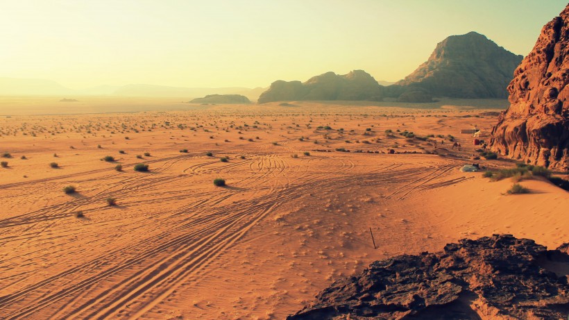 一望无垠的广阔沙漠高清壁纸图片第3张