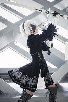 个性炫酷尼尔机械纪元黑色裙子cosplay图片