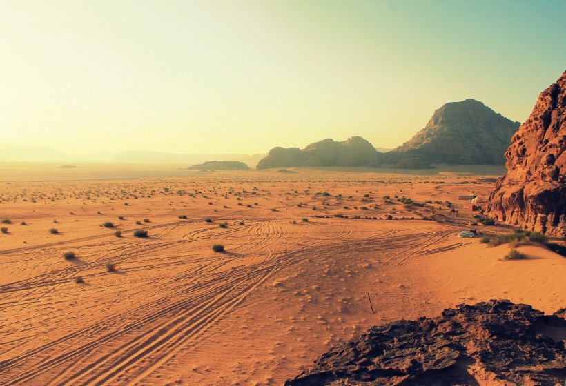 金黄色的沙漠 大漠黄沙唯美图片第3张