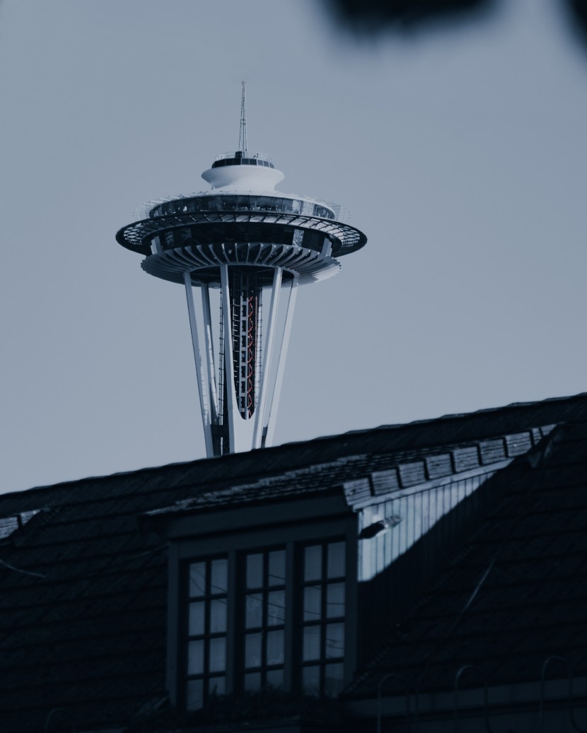 西雅图标志性建筑太空针塔（西雅图针塔高清壁纸）第2张