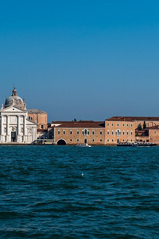 意大利威尼斯贡多拉游船图片  威尼斯贡多拉建筑风景图片