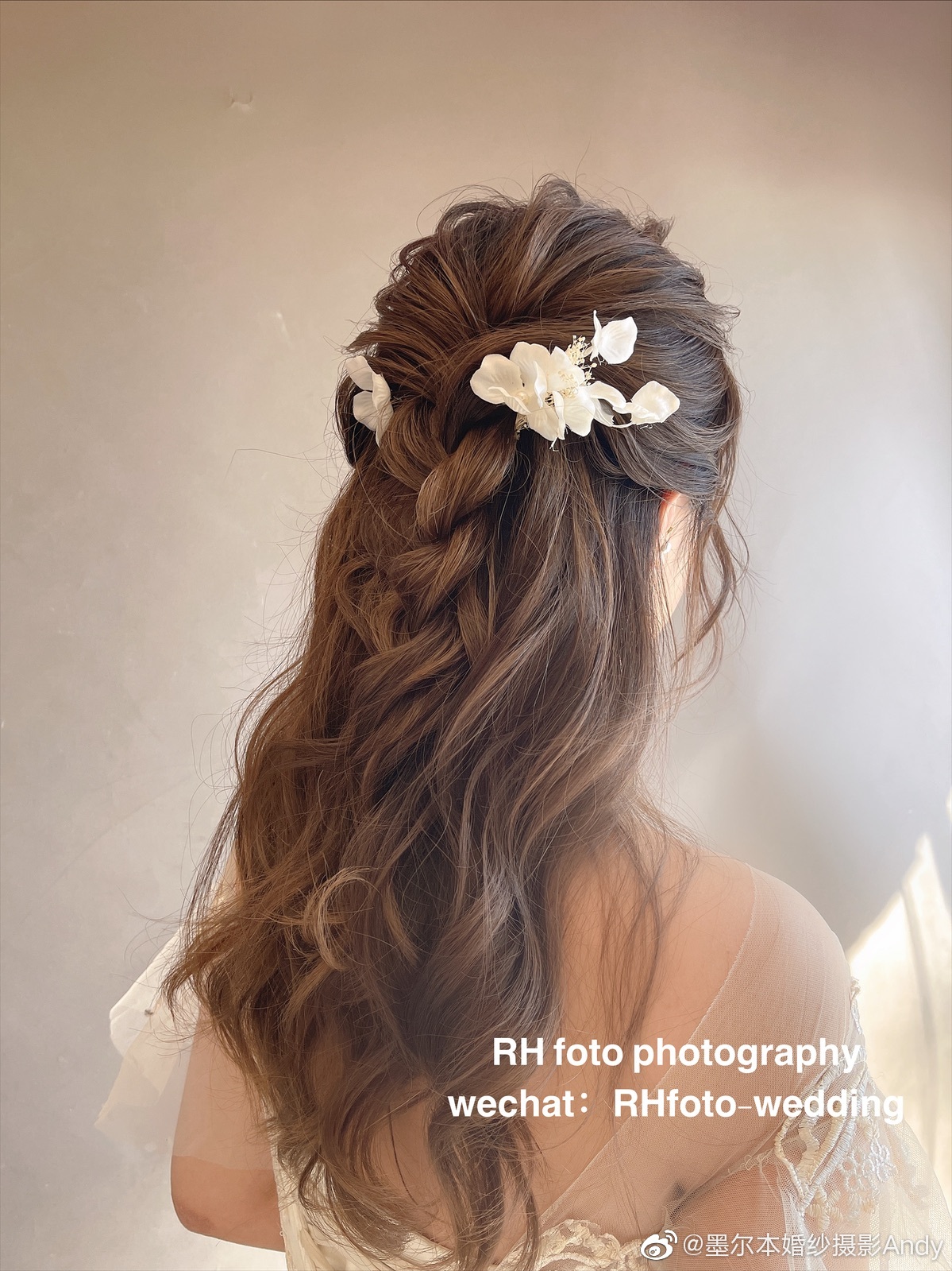 鲜花婚纱新娘发型图片 新娘简单发型图片
