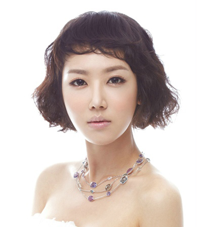韩式新娘白纱造型图片 白纱新娘妆发型图片