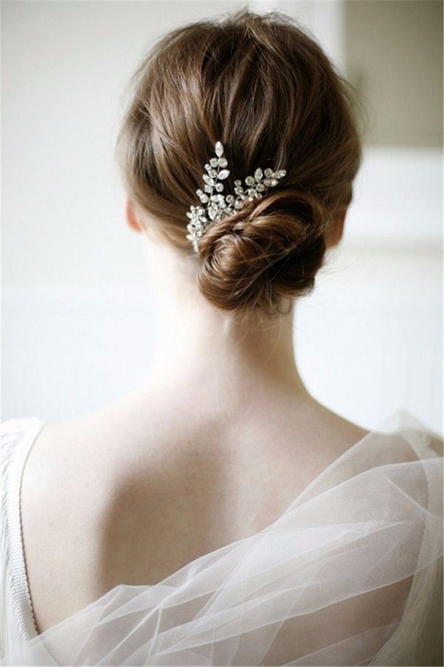 五种简单的新娘发型图片 好看新娘发型图片
