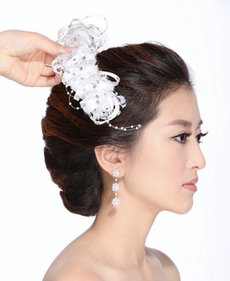 新娘发型韩式编发视频 韩式新娘发型造型