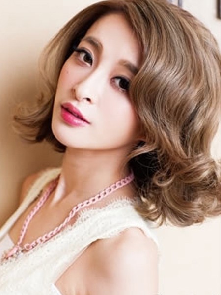 女生短发卷发发型图片韩版 最新流行韩式短发卷发图片